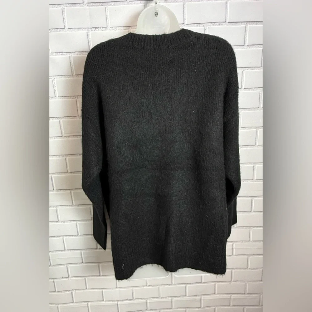French Connection Black Fluffy Knit V-Neck Jumper sweater 100% Wool Size M